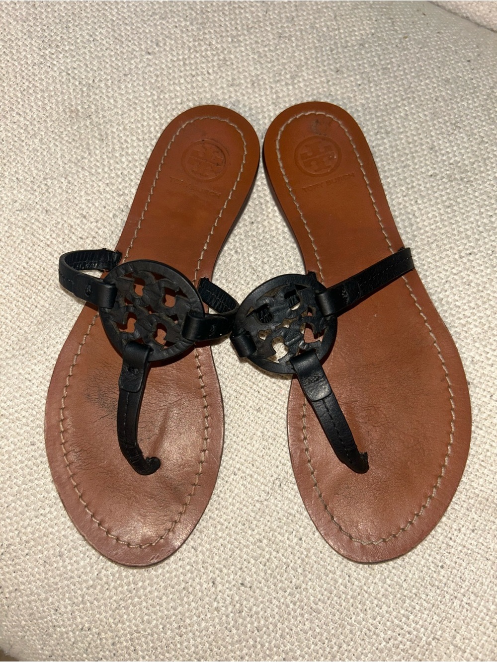 Tory Burch Black Leather Logo Thong Sandals with Brown Footbed